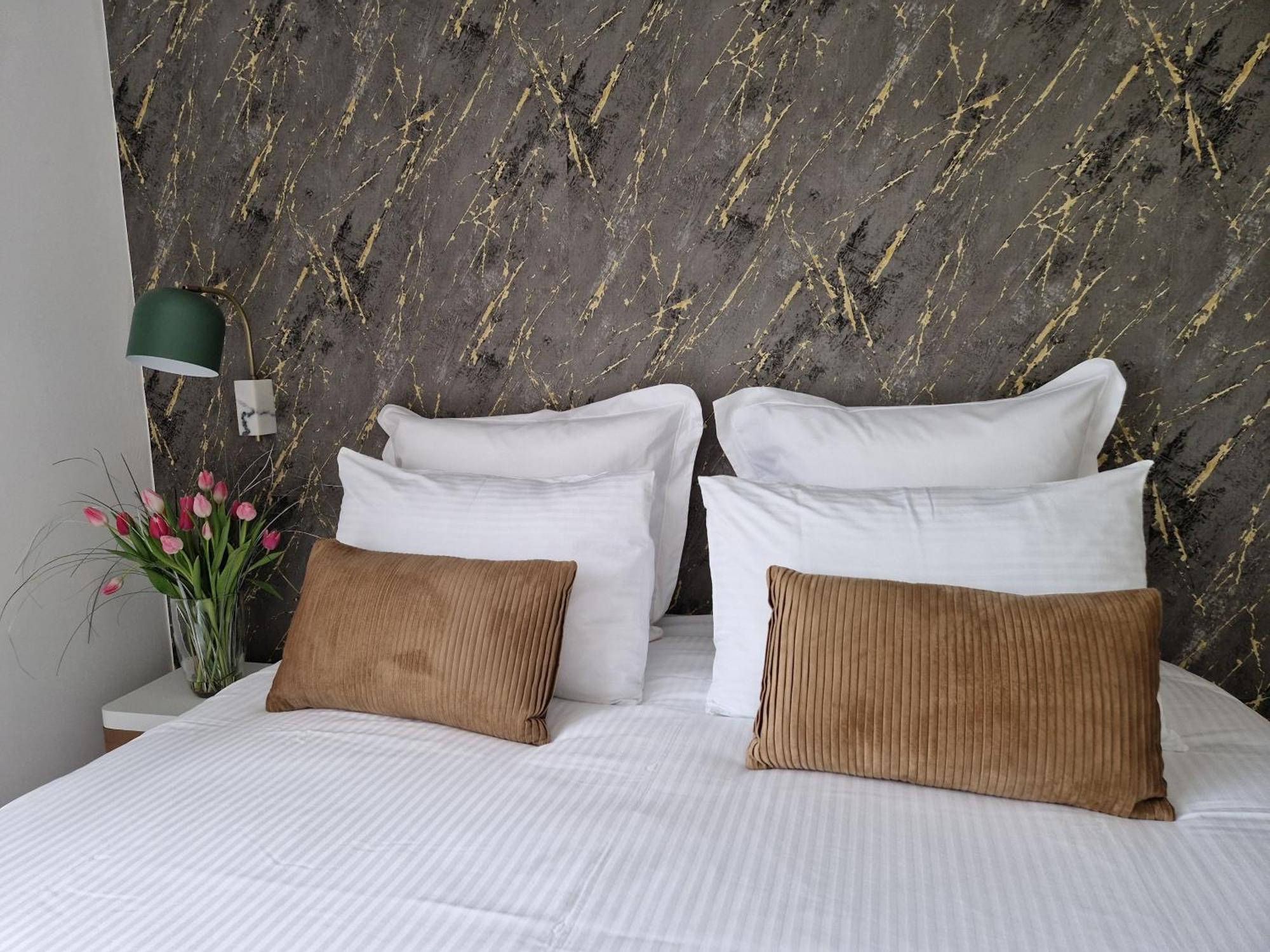 Chambre D'Hotes ラ・マンブロル・シュル・ショワジーユ エクステリア 写真